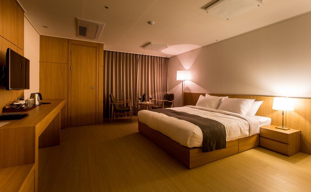 Hotel Logenir Gimcheon Room photo